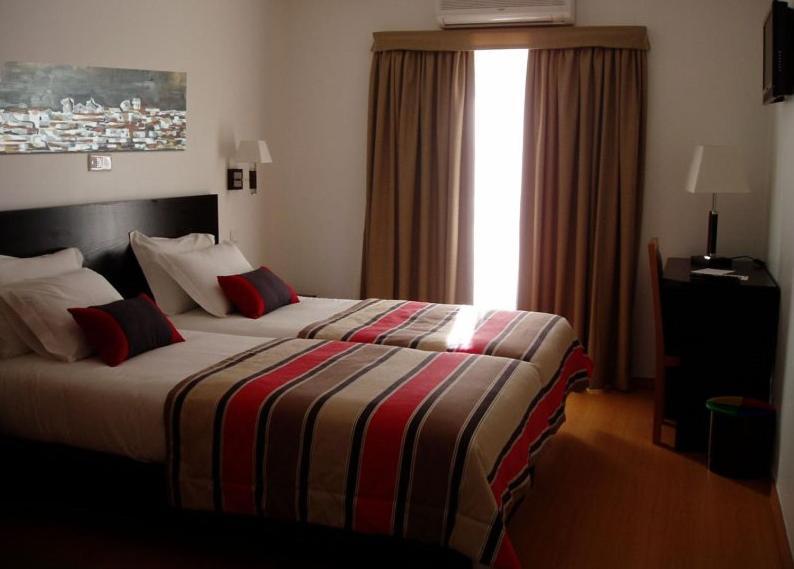 Hotel A Esteva Castro Verde Room photo